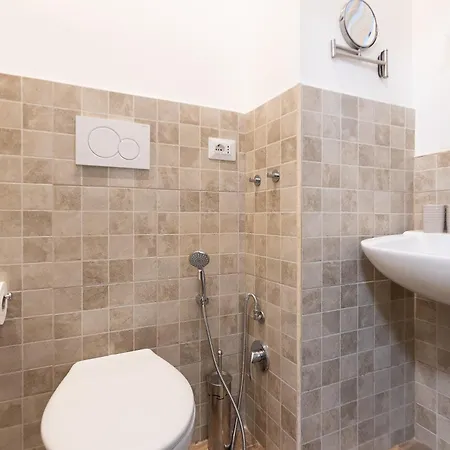 Monteverde - Nr Trastevere * Rome